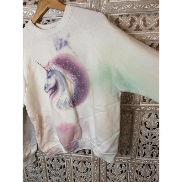 Vintage 80s Pegasus Unicorn Graphic SWEATSHIRT Horse USA Rare Pink Fantasy L - Picture 2 of 8